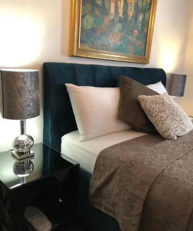 Shanti Apartment